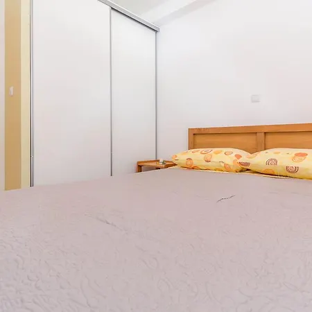 Mima Apartment