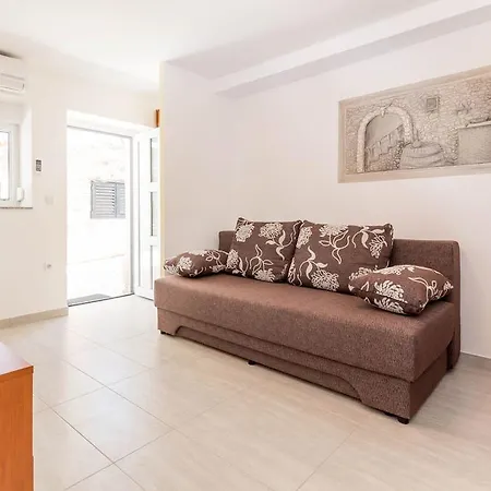 Mima Apartment *